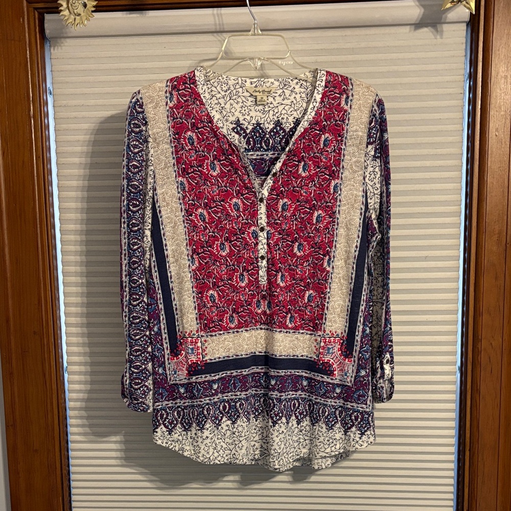 Women's Printed V-Neck Long Sleeve Top - Red/Navy
